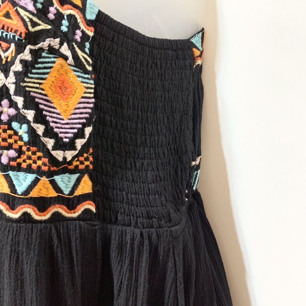 Andree By Unit Dress Embroidered Sleeveless Cross Back Boho Size Small - Picture 7 of 11
